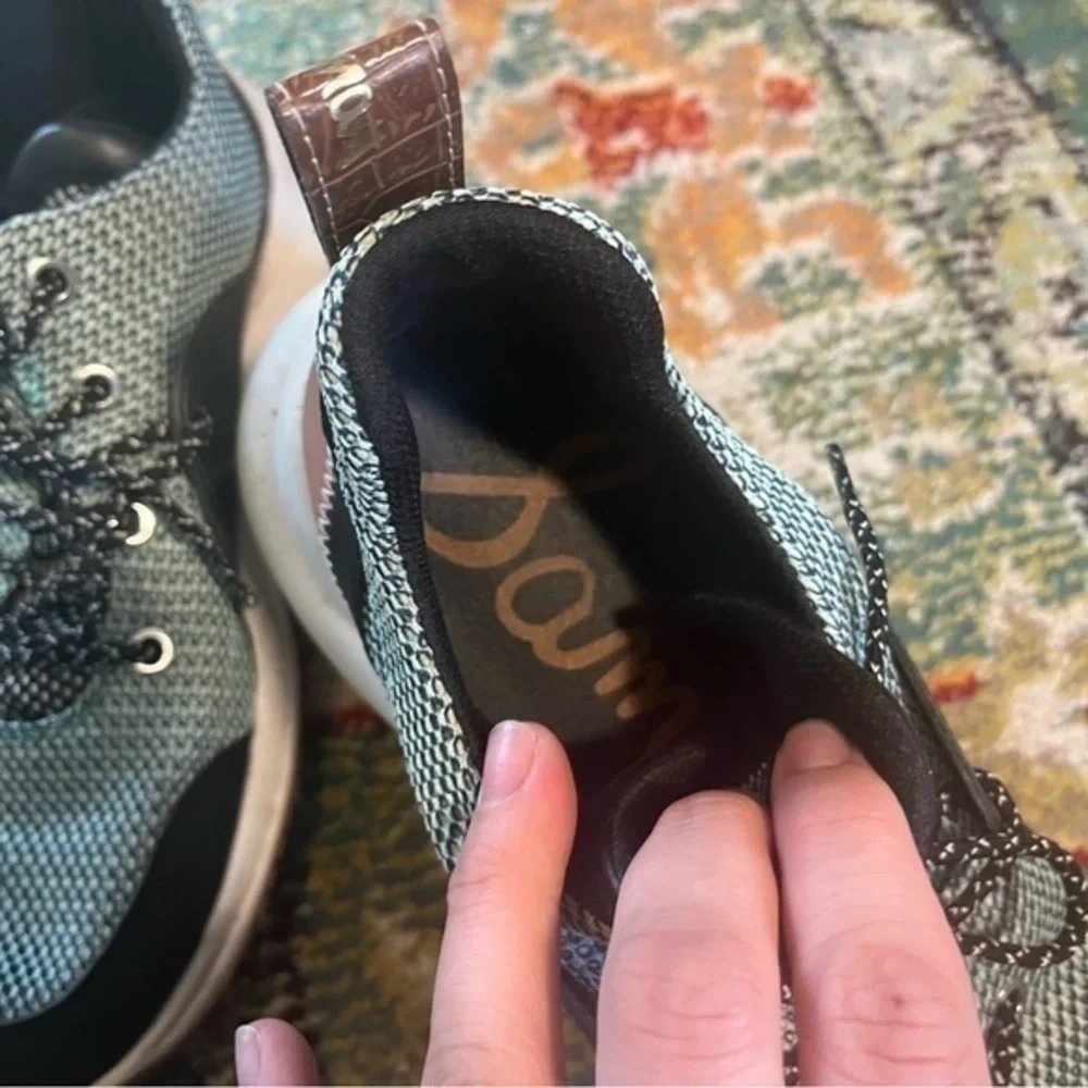 Sam Edelman size sneakers